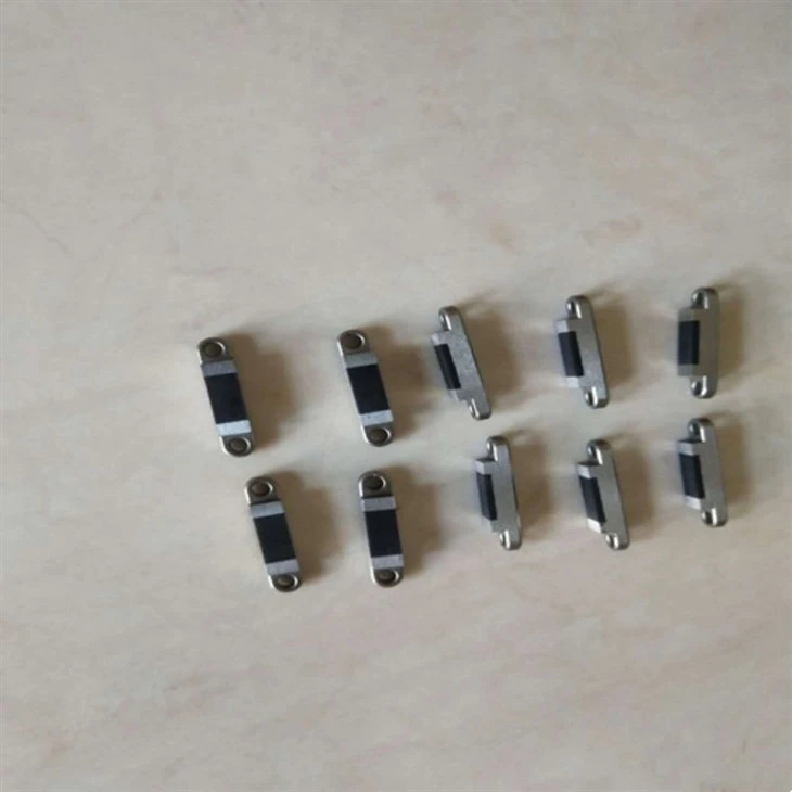 Fiber Optic Cutting Blade Gasket Titanium Alloy Wax Loss Casting Part factory